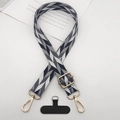 Vue détaillée du cordon de téléphone tissé avec motifs géométriques et mousquetons dorés - Flèche Gris Blanc Gris Foncé (Style 5)