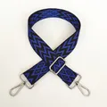 Détail de la bandoulière tissée bleue et noire A78 avec crochets en argent - A78 (Crochet Argenté)