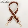 Dettaglio tracolla intrecciata con motivi a freccia marroni e fibbie dorate regolabili - Bordo Beige Marrone + Gancio Dorato