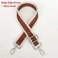 Dettaglio tracolla regolabile in tela con motivo a spina di pesce marrone e beige e fibbie argento - Bordo Beige Marrone + Gancio Argenteo