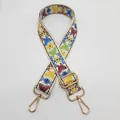 Vue détaillée de la bandoulière à motif papillon coloré avec boucle et réglage dorés - Style 10 (Papillon) + Crochet Doré