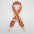 Bandoulière tissée orange réglable avec boucles dorées et motif à chevrons moderne - Quincaillerie Argentée / Orange
