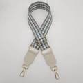 Tracolla regolabile in tessuto con motivi geometrici blu e ganci in metallo dorato lucido - Blu Chiaro Bianco + Pelle Crema