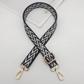 Bandoulière réglable à motif chevron noir et blanc avec attaches métalliques dorées - Crochet Doré / Noir & Blanc