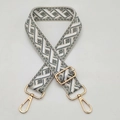 Tracolla larga in jacquard regolabile con motivo geometrico grigio e fibbie dorate - Gancio Argentato / Grigio Scuro su Beige