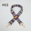 Detailaufnahme des Bohemian-Taschenriemens mit geometrischem Muster und Goldkarabiner - Muster #03 - Goldene Schnalle