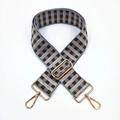 Dettaglio tracolla larga in nylon colorato a scacchi con moschettoni in metallo dorato - Grigio Verde Rosa