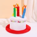 Sombrero de fiesta de pastel de felpa con velas coloridas y texto bordado para cumpleaños - Talla única / Rojo