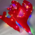 Corna di renna di Natale rosse in peluche per auto con decorazioni a luci LED colorate - Grandi Corna Rosse Luminose per Decorazione Auto