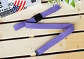 Détail de la ceinture en toile de nylon tissée violette avec une boucle en plastique noir - Violet