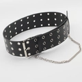 Cintura larga in pelle PU nera stile punk con tripli occhielli e catena in metallo fine - Stile a Tre File di Fori Con Catena