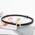 Elegante cintura sottile in pelle nera con fibbia circolare decorata con perle finte - Fibbia Rotonda con Perle Artificiali (Cintura Senza Fori Fibbia Rotonda Perla 1CM)