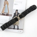 Cinturón elástico negro para mujer con hebilla dorada elegante y diseño fruncido - Negro / 60-80cm