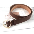 Cintura da donna vintage in pelle marrone con fibbia a cuore e decorazione di perle - caffè