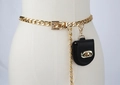 Catena da vita hip-hop dorata con mini borsa in pelle nera e chiusura girevole in metallo - Catena Oro Fibbia Quadrata (Con Mini Borsa)