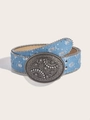 Détail d'une ceinture en denim vintage avec boucle argentée ornée et strass brillants - Style Denim Bleu Clair (1382)