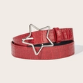 Vintage Y2K roter Gürtel mit Kroko-Prägung und einer großen silbernen Metallschnalle in Sternform - Sternschnalle / Rotes Steinmuster