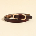 Cintura minimalista in pelle marrone rossastro scuro con fibbia a doppio anello oro opaco - Marrone