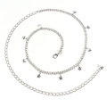 Detail van zilveren sterren bodychain met karabijnsluiting en verstelbare metalen schakels - Ster Stijl / Zilver