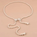 Elegante parelketting voor de taille met zilveren vlindergespen en kwastjes - 2 Vlinders
