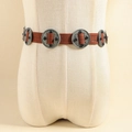 Cintura boho marrone con medaglioni d'argento vintage e pietre nere decorative - Cuoio