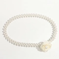 Elegante catena in vita con perle bianche da donna e decorazione floreale di camelia - Bianco