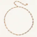 Elegante cintura a catena in metallo dorato con maglie ovali e pendente tondo decorato - Oro