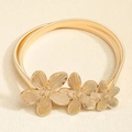 Cintura elastica in metallo dorato con fibbia floreale a tre strati per vestiti - Design a Fiori - Oro (HYY19515)