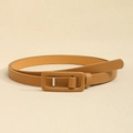 Cinturón fino de cuero color camello para mujer con hebilla forrada en cuero minimalista - Caqui