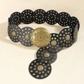 Cintura da donna bohémien in pelle nera con occhielli in metallo e fibbia vintage - 100cm / Bronzo Nero