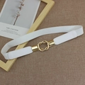 Eleganter weißer elastischer Taillengürtel für Damen mit goldener Doppelringschnalle - 65cm / Weiß