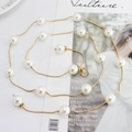 Elegante catena in oro per vita con perle bianche e chiusura a moschettone con strass - Oro
