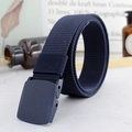 Ceinture en toile de nylon bleu marine avec boucle automatique en plastique mat pour hommes - Bleu Marine