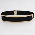 Cinturón elástico negro con placa de metal dorado curvado para vestidos de mujer - Estilo de Espejo Hueco (EL248-2)