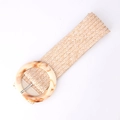 Ceinture large tressée beige avec boucle ronde en résine style ambre pour femme - Beige