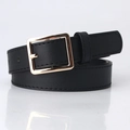Cintura nera minimalista da donna con elegante fibbia rettangolare in metallo dorato - Nero