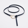 Eleganter schmaler Ledergürtel in Marineblau mit goldener Rundschnalle für Kleider - Marineblau