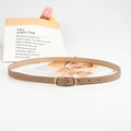 Ceinture fine kaki pour femme avec une boucle ovale en métal doré au style minimaliste - 105cm / Kaki