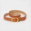 Cinturón de cuero marrón para mujer con elegante hebilla ovalada dorada mate - Camel