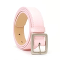 Minimalistischer hellrosa Ledergürtel für Damen mit matter goldener quadratischer Schnalle - Rosa