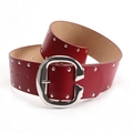Dunkelroter Damen-Ledergürtel im Punk-Stil mit Nieten und markanter C-Metallschnalle - Rot