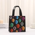 Wasserdichte schwarze Vliestüte mit bunten Partyballons und schwarzen Griffen - Ballon-Druck (9001-13) / 20x20x9cm