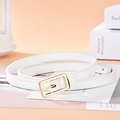 Sottile cintura in pelle bianca da donna con fibbia rettangolare in metallo dorato - 100cm / Bianco