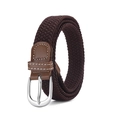 Dettaglio della cintura intrecciata elastica marrone scuro con finitura in pelle e fibbia argento - 105cm / caffè