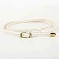 Cinturón fino blanco trenzado para mujer con hebilla dorada y textura de cuero retro - Estilo Fino / Blanco