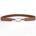 Elegante cintura elastica marrone da donna con fibbia ad incastro in metallo dorato - Lunghezza 70 x Larghezza 2 / Cammello