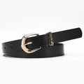 Cinturón de mujer en cuero PU negro con hebilla dorada vintage de acabado martillado - Negro