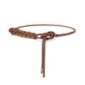 Schlanker geflochtener Ledergürtel in Karamellbraun mit eleganten Gold-Metallspitzen - Camel
