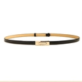 Cintura elastica da donna in vernice nera con elegante fibbia rettangolare dorata - Nero