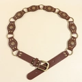 Ceinture vintage en similicuir marron foncé avec rivets et anneaux métalliques floraux - 120cm / Bronze Marron Rouge